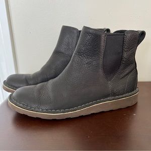 LL Bean Women’s Stonington Chelsea Leather Boots Sz 9